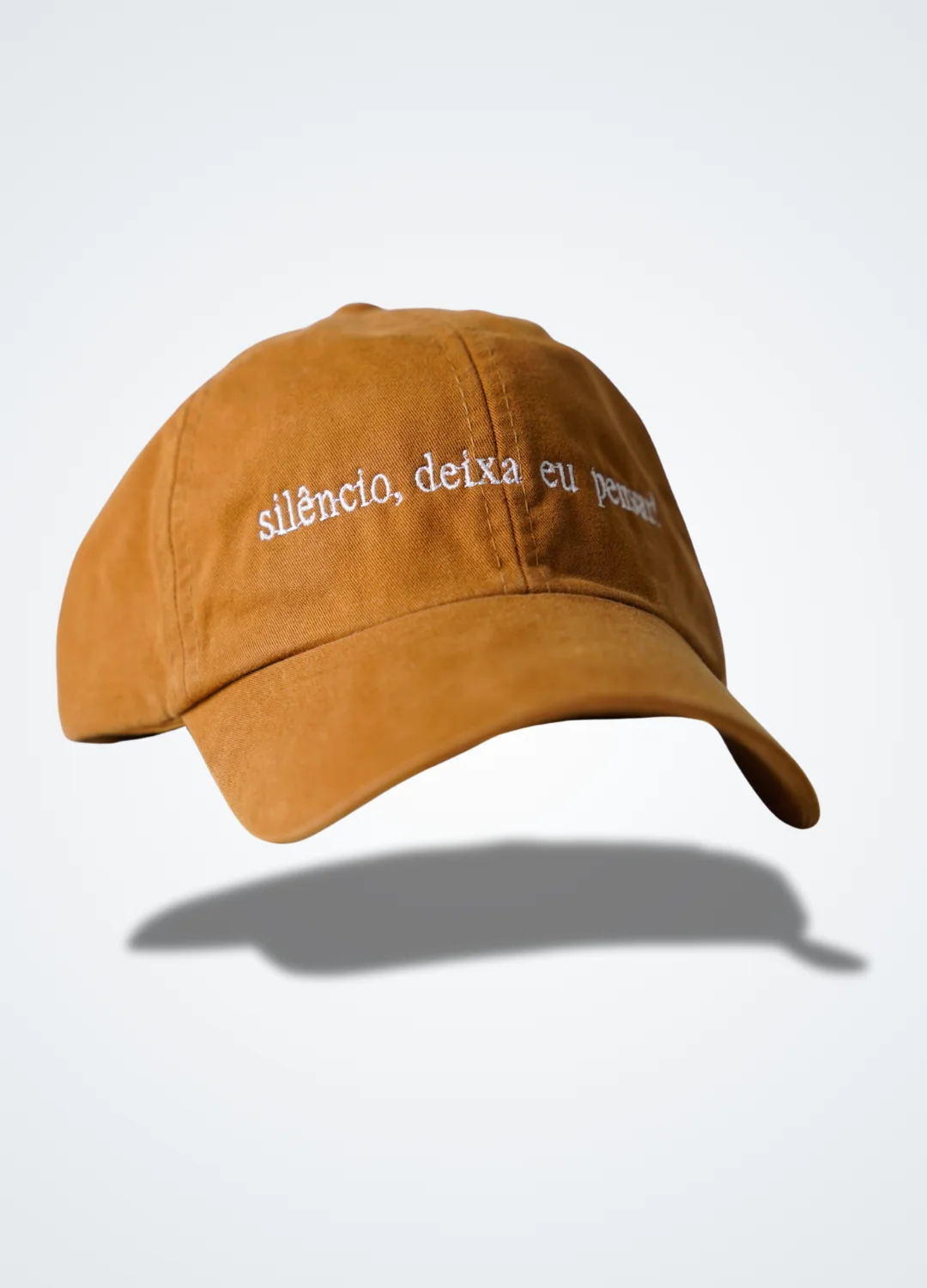 Boné Silêncio, deixa eu pensar! - Caramelo